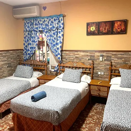 Los Faroles Gæstehus *