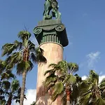 Los Faroles بيت ضيافة فوينخيرولا