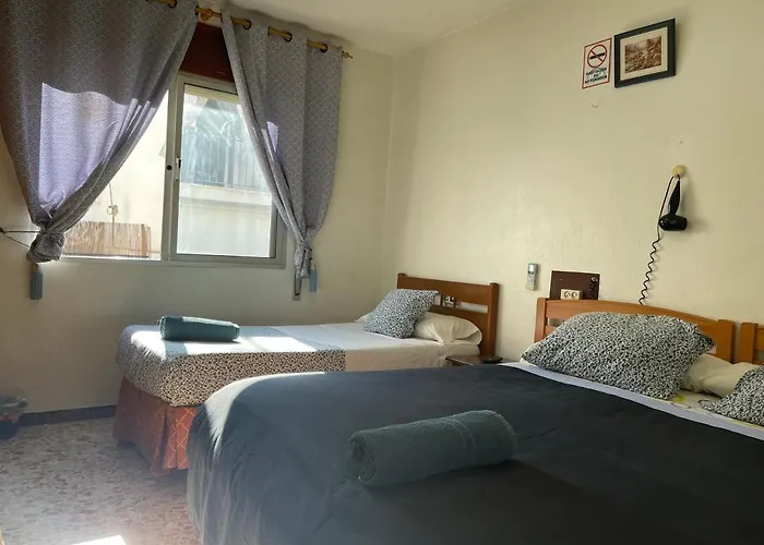 Los Faroles * フエンヒロラ