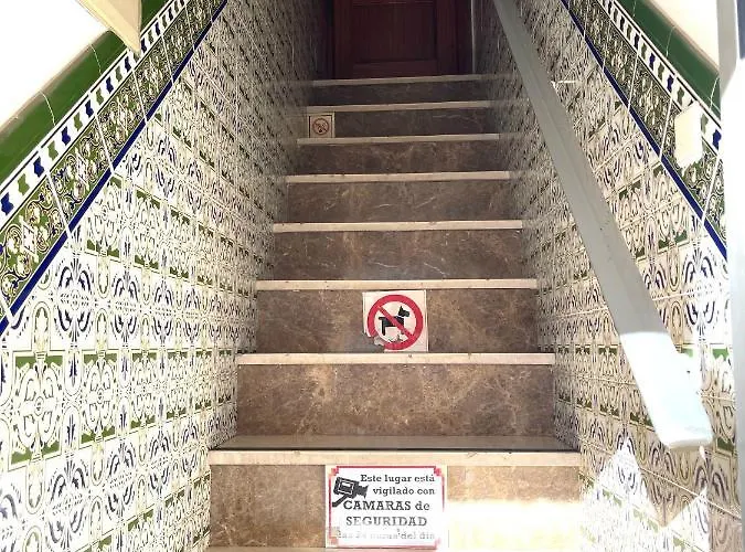 Los Faroles Πανσιόν