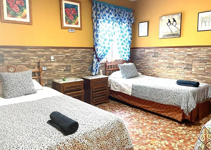 Los Faroles ゲストハウス フエンヒロラ