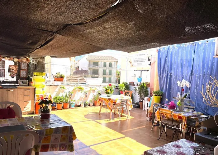 Los Faroles Πανσιόν